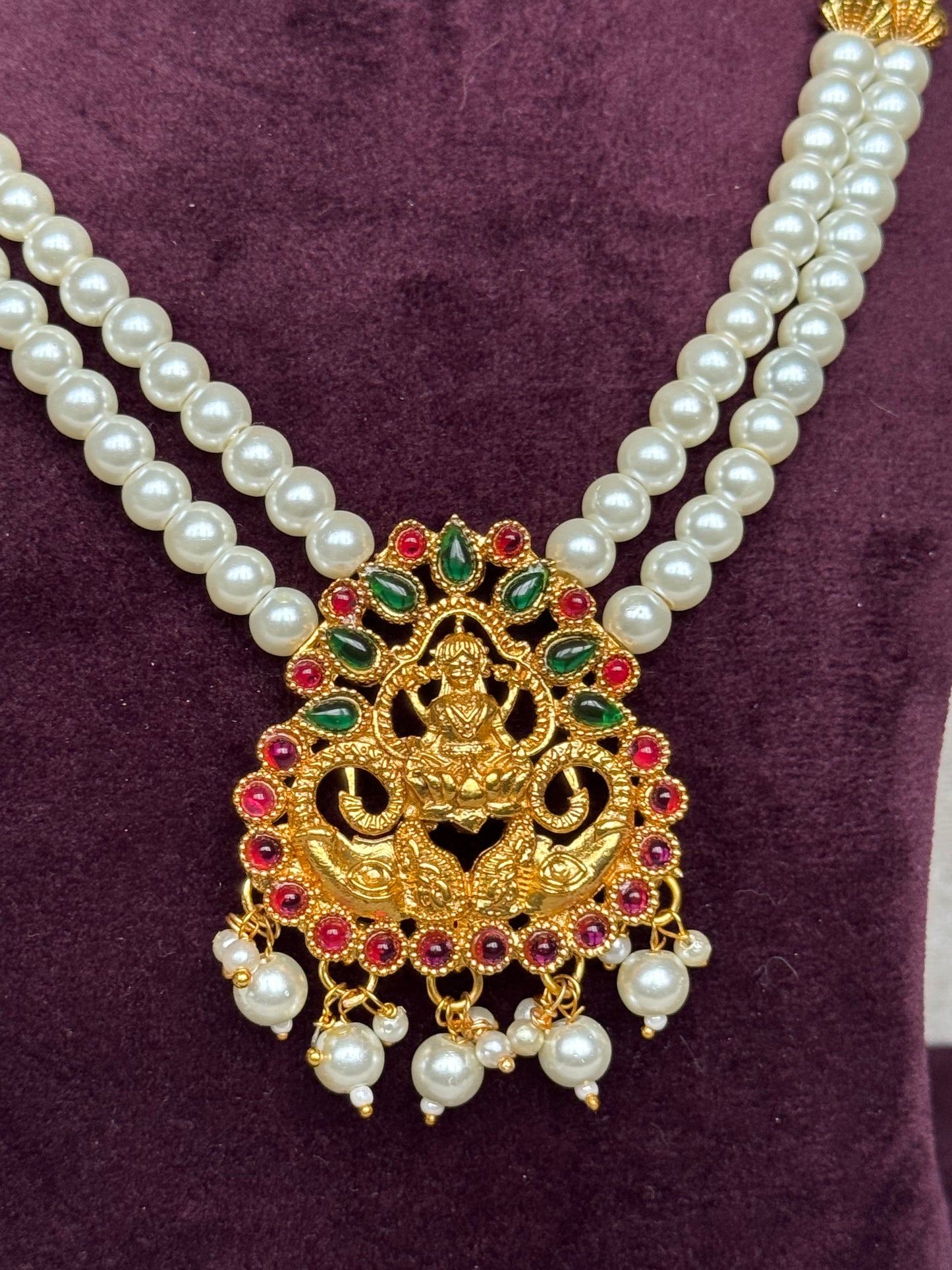 Pearl Temple Set | The Tara Collection