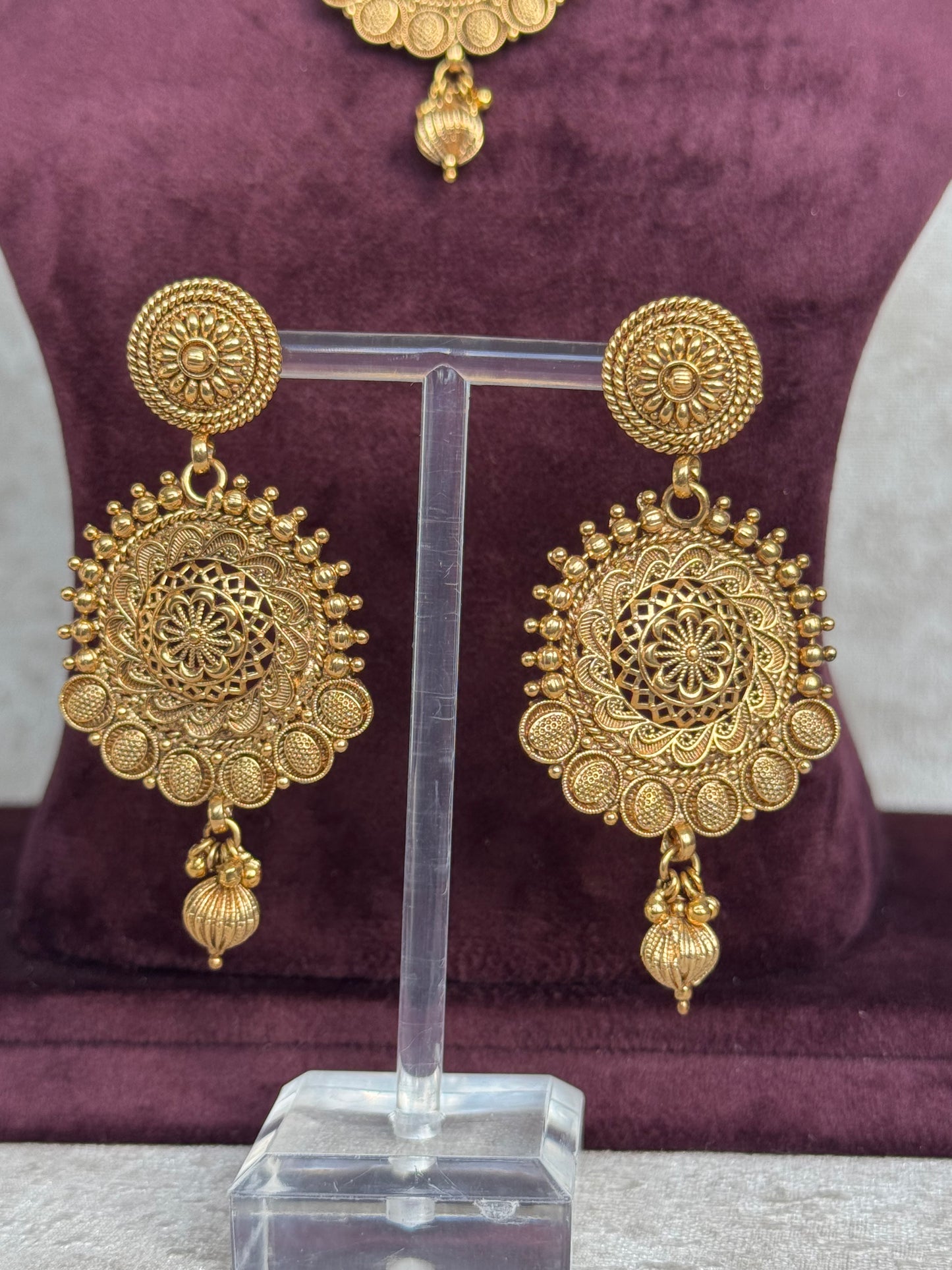Gold Necklace Set | The Tara Collection