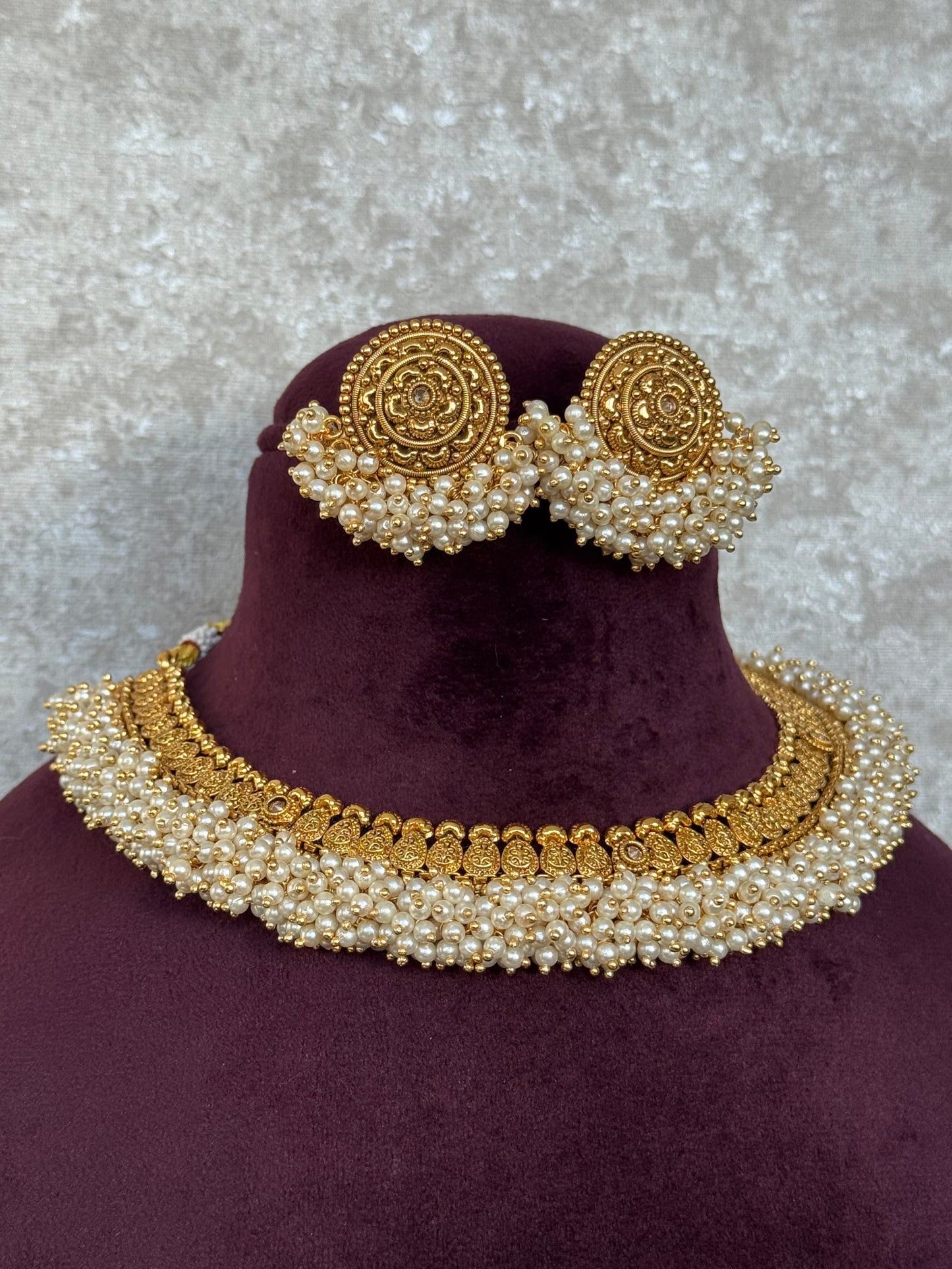 Moti Gold-Plated Necklace Set