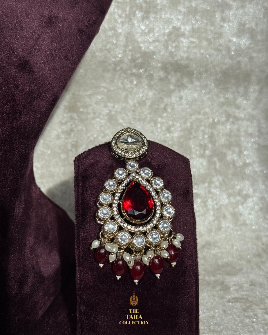 Kundan Necklace Set with Tikka and Earrings