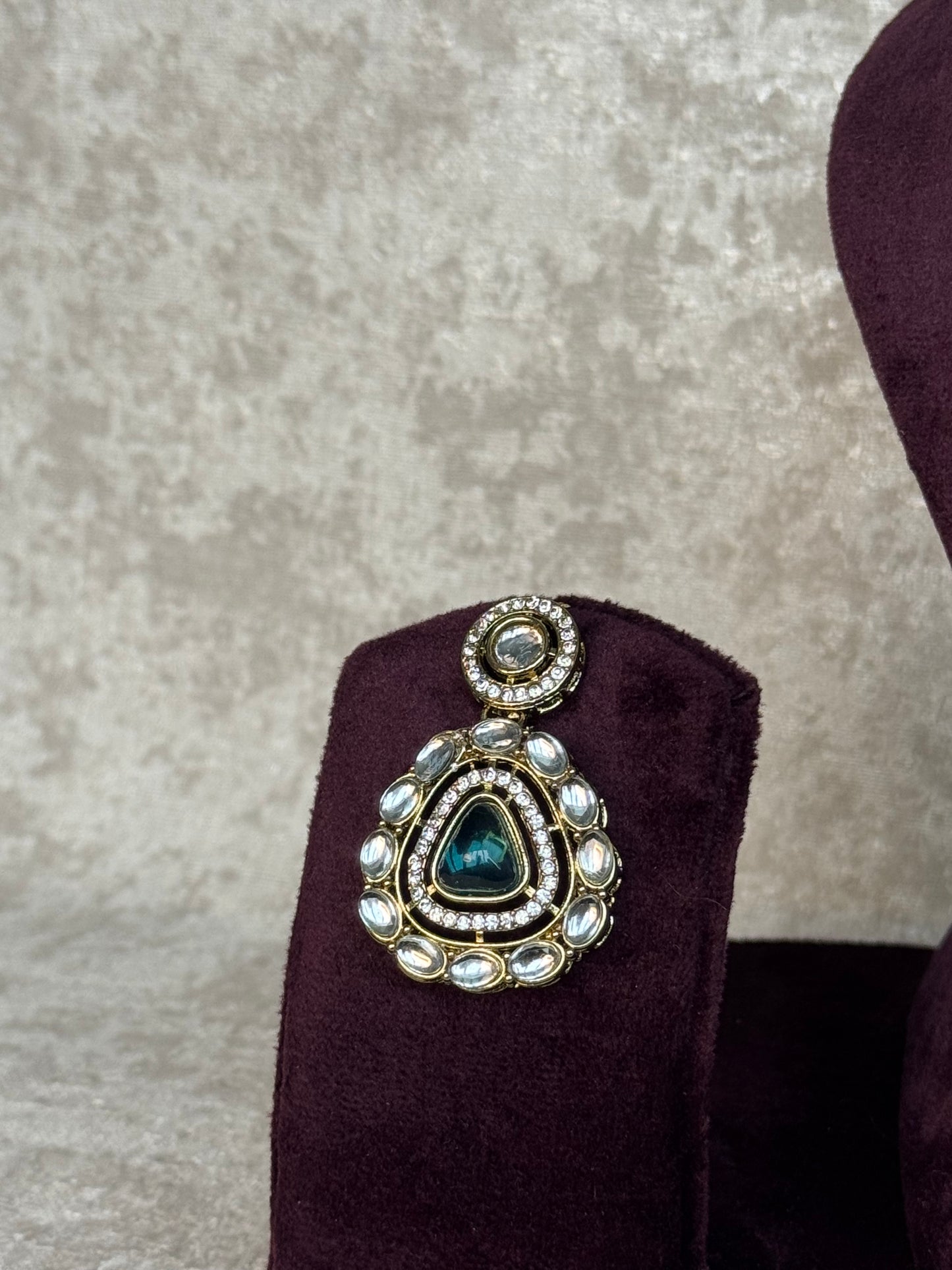 Kundan Necklace Set (multiple colours)