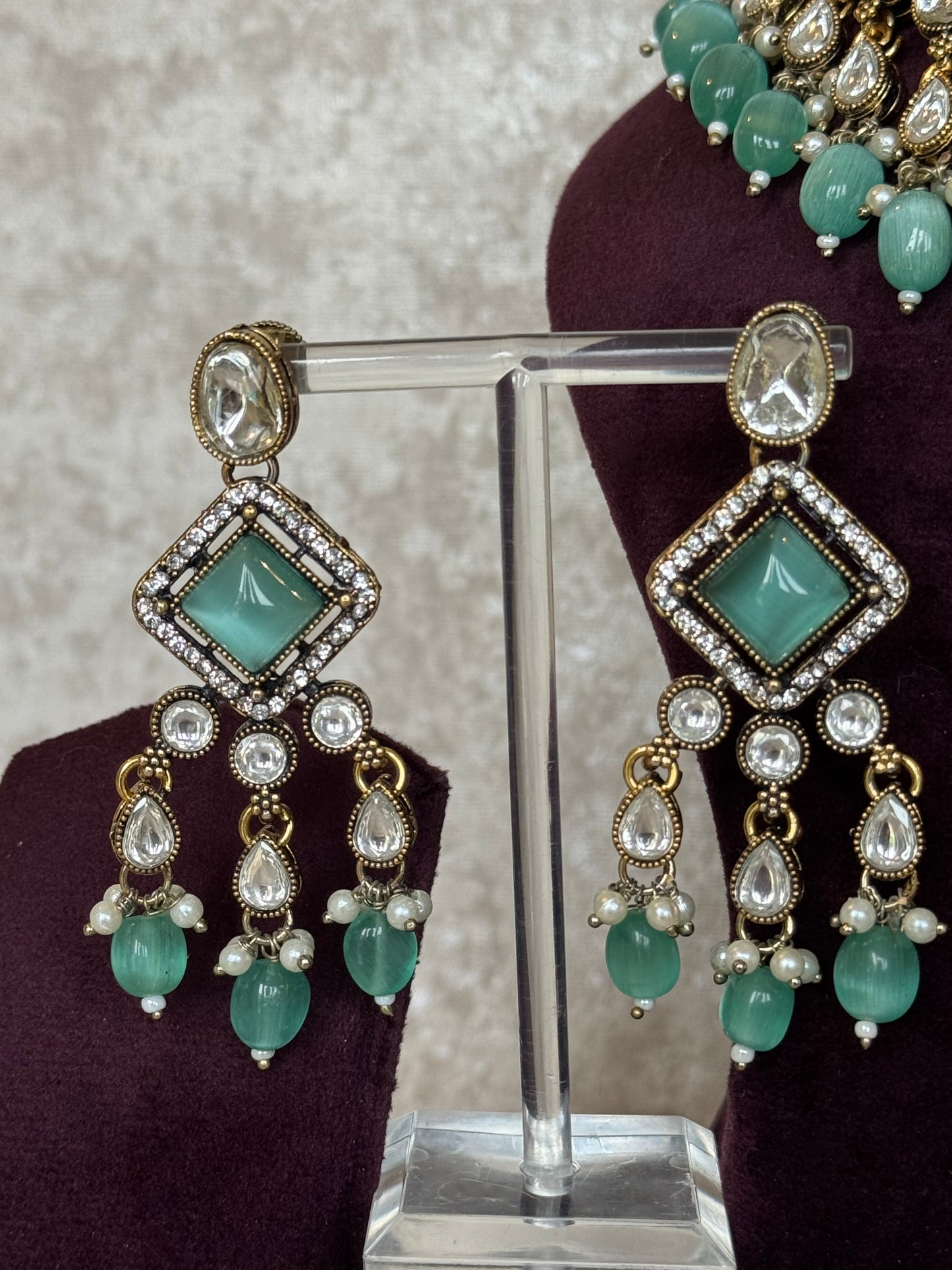 Tyaani Kundan Necklace Set | The Tara Collection