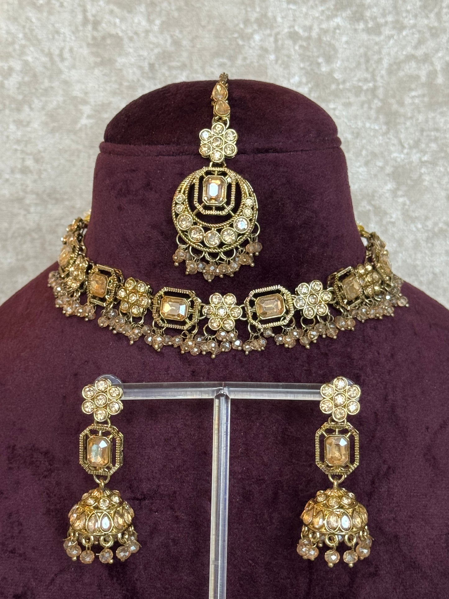 Slim Floral Necklace Set | Necklace, Earrings & Tikka | The Tara Collection