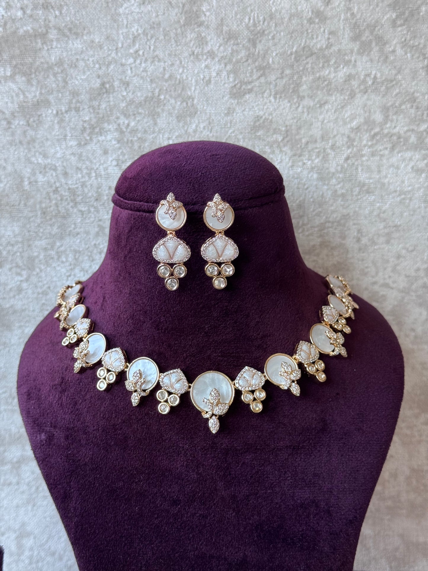 Mother of Pearl Kundan Necklace Set | The Tara Collection