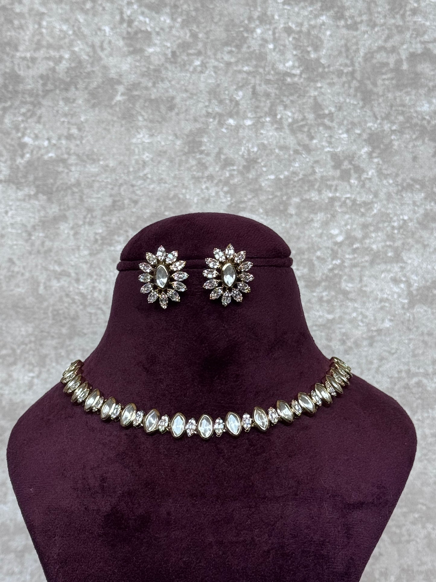 Dainty Kundan Choker Set | The Tara Collection