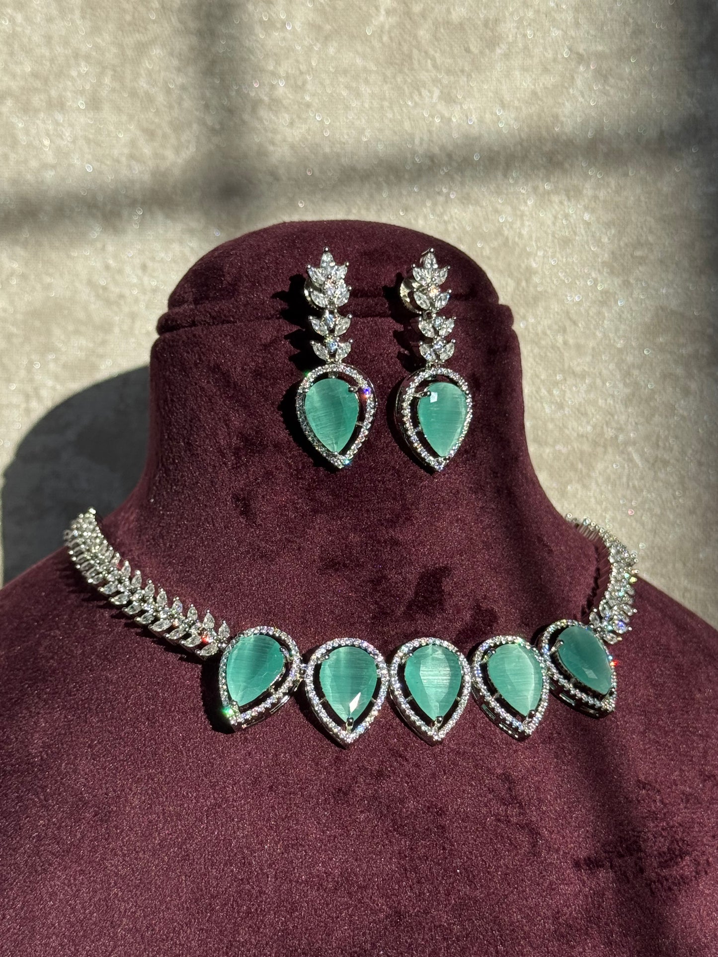 AD Tear Drop Stone Necklace set