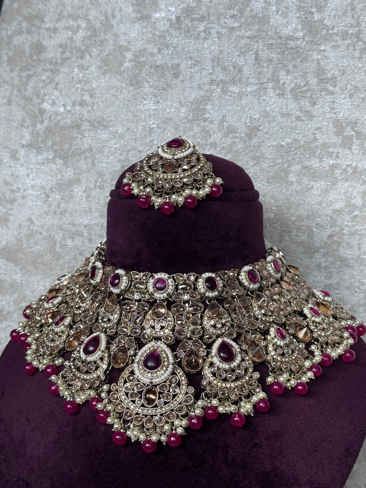 Charvi - Semi-Bridal Statement Choker Set | The Tara Collection