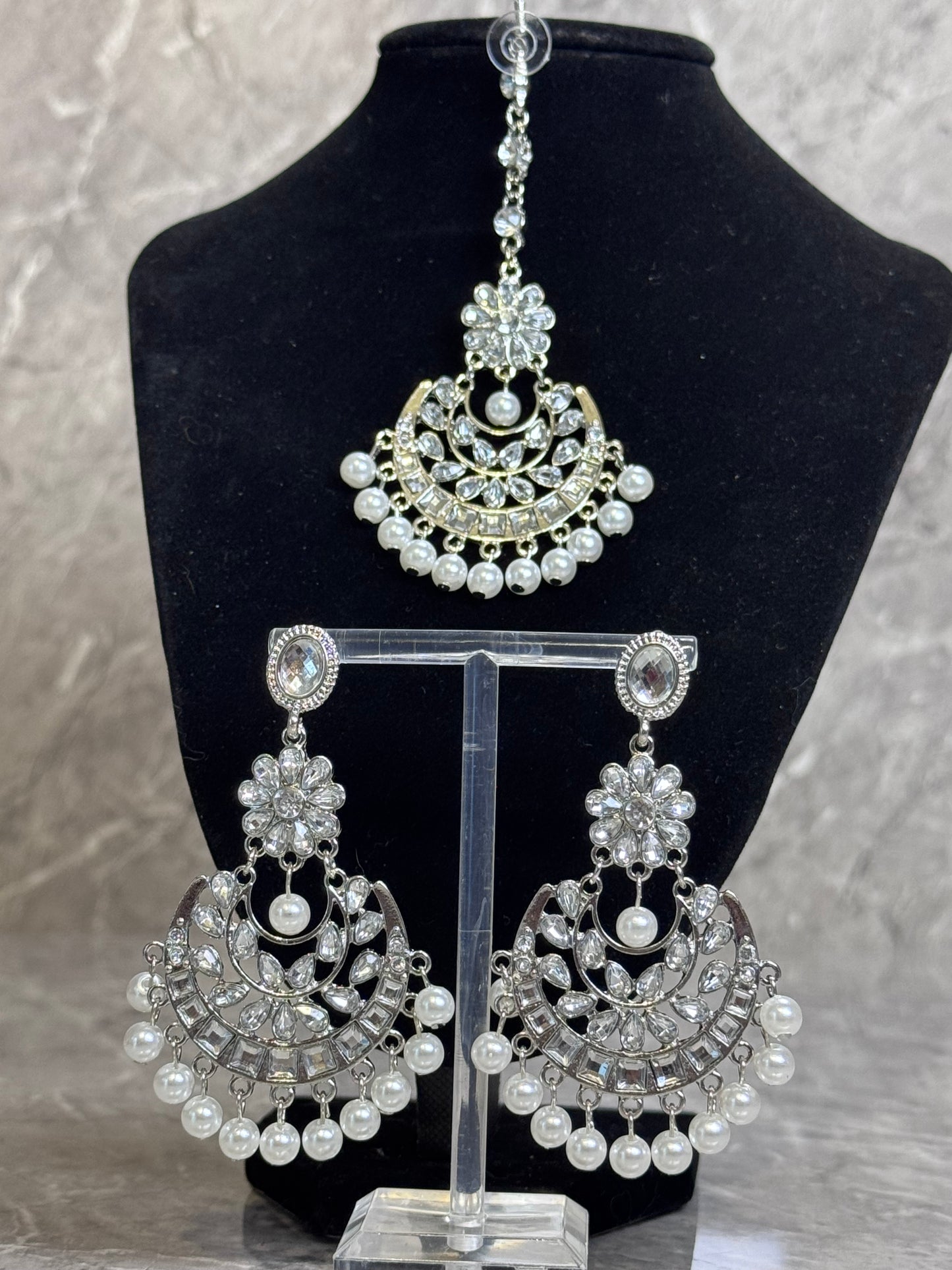 Silver Tikka Set | The Tara Collection