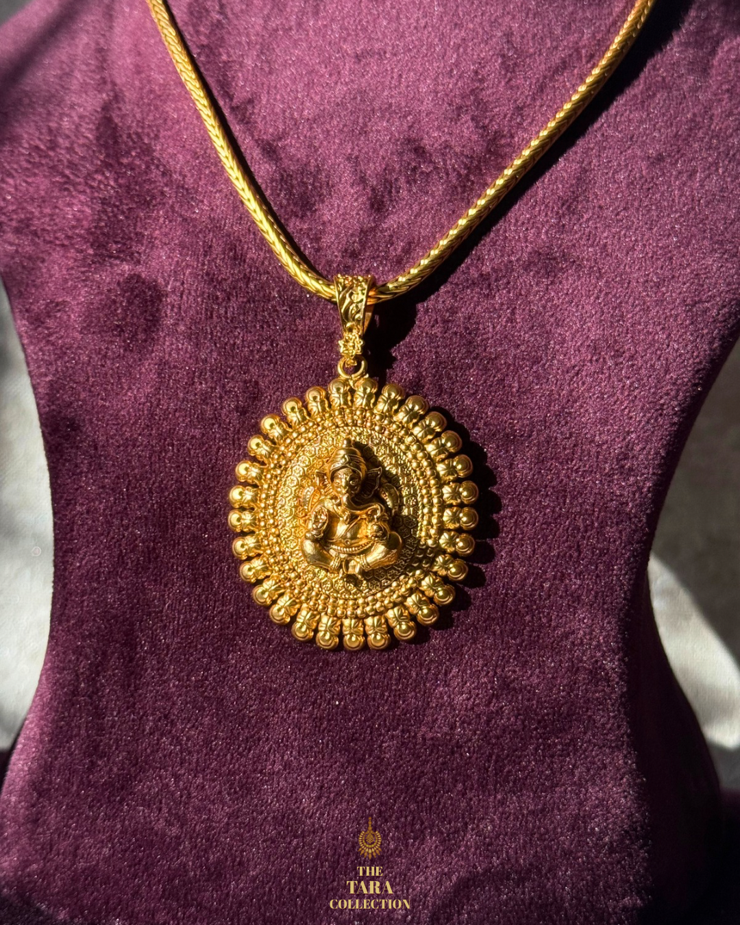 Ganesh Pendant Set