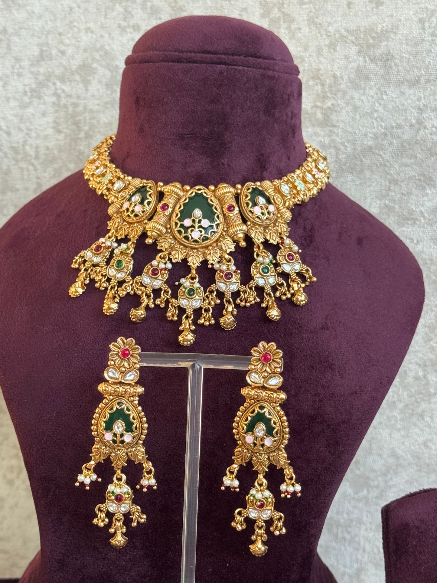 Heritage Necklace Set | Necklace & Earrings