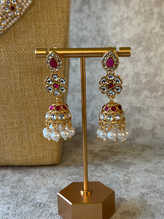 Regal Pearl Necklace Set with Jhumka Earring