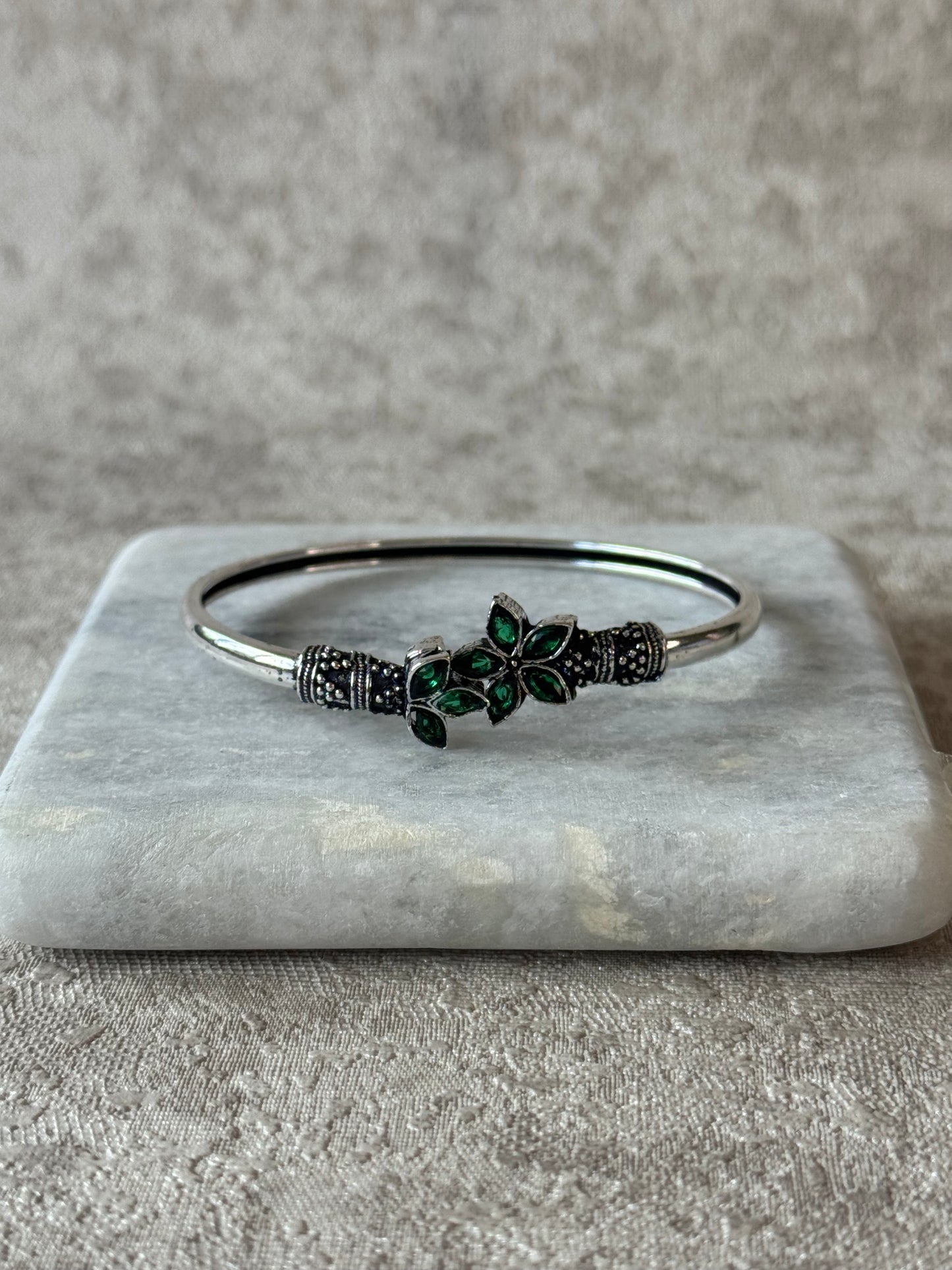 Oxidised Floral Stone Bangles – Adjustable (Multiple Colours)