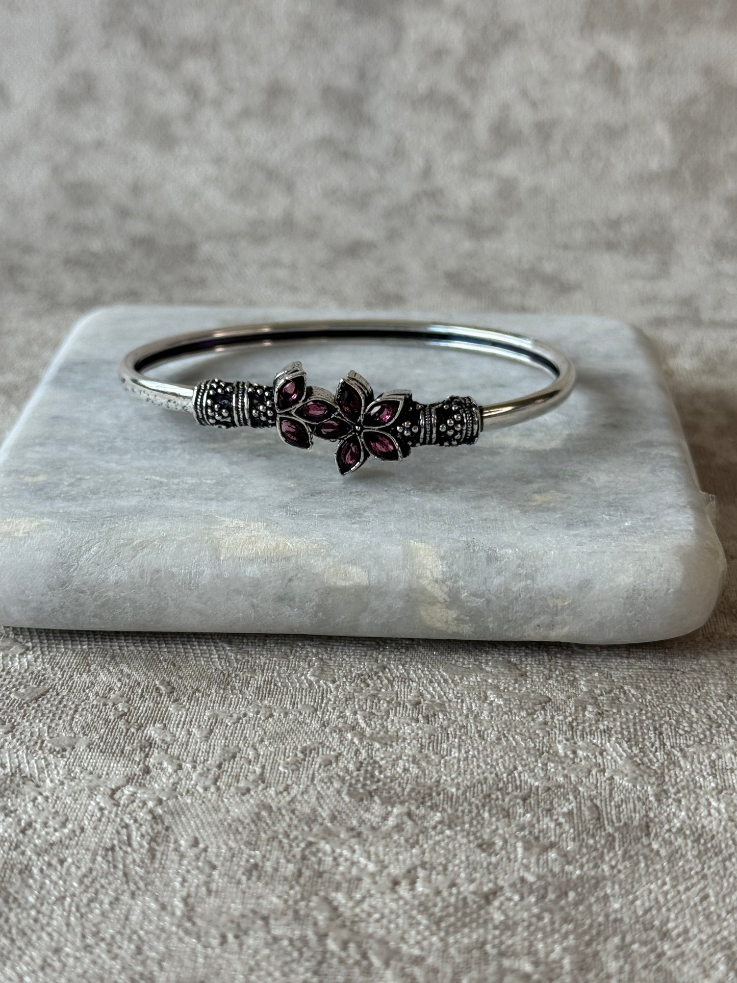 Oxidised Floral Stone Bangles – Adjustable (Multiple Colours)