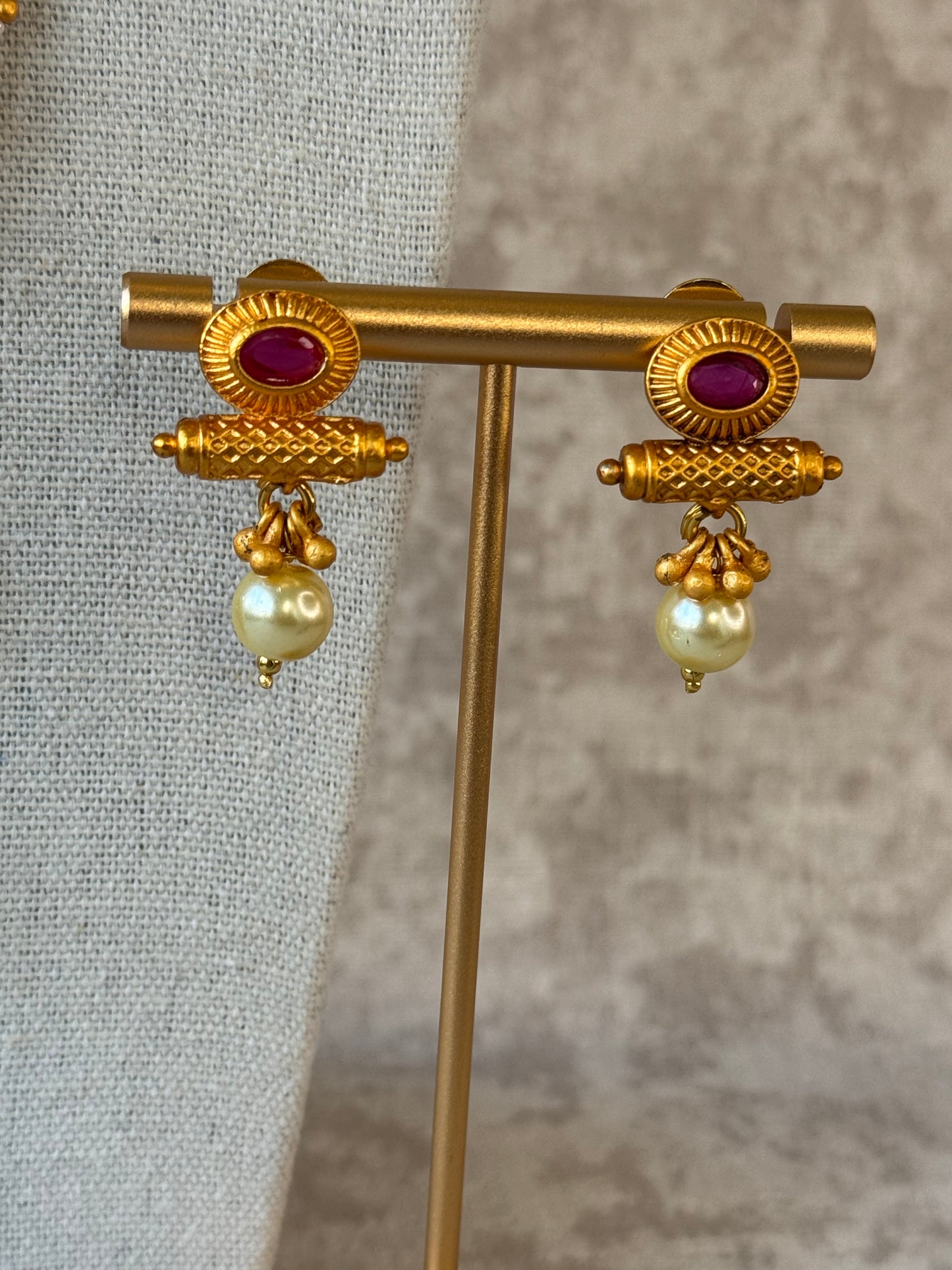 Matt Gold Finish Pearl beaded set with Elephant motif