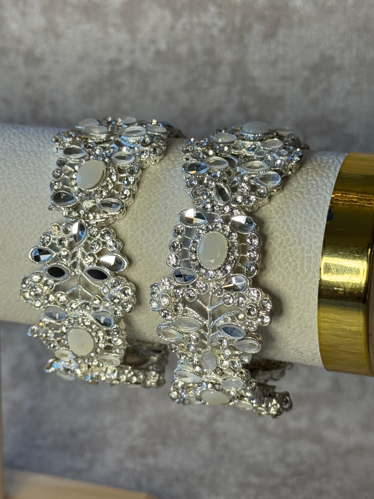 Stunning Bangle Set of 2 | Openable