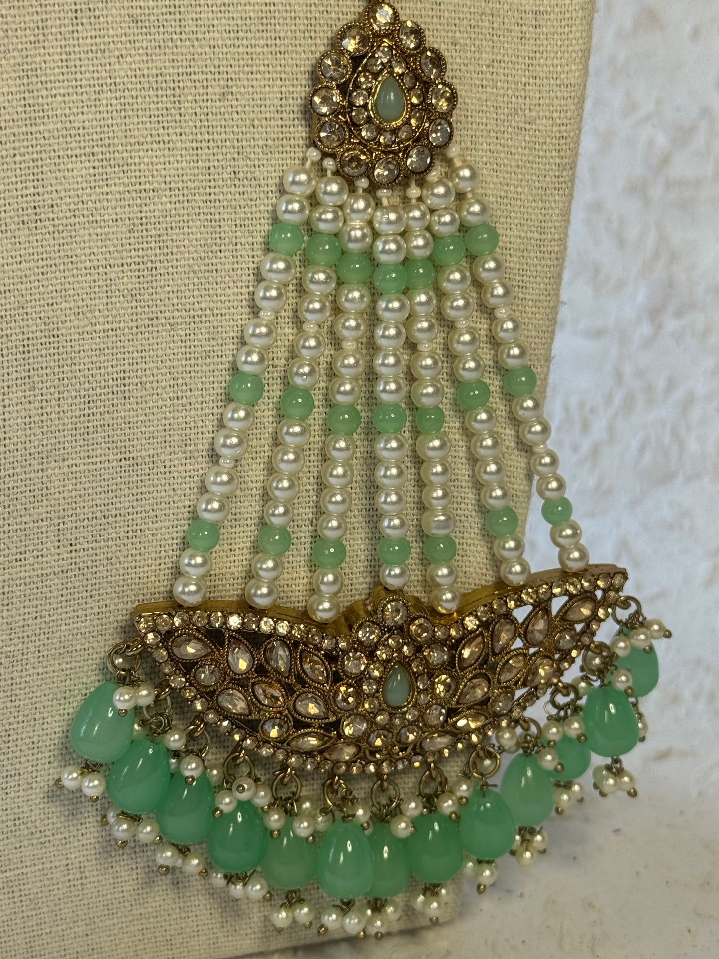 Mint Green & Gold Set with Tikka and Pasa