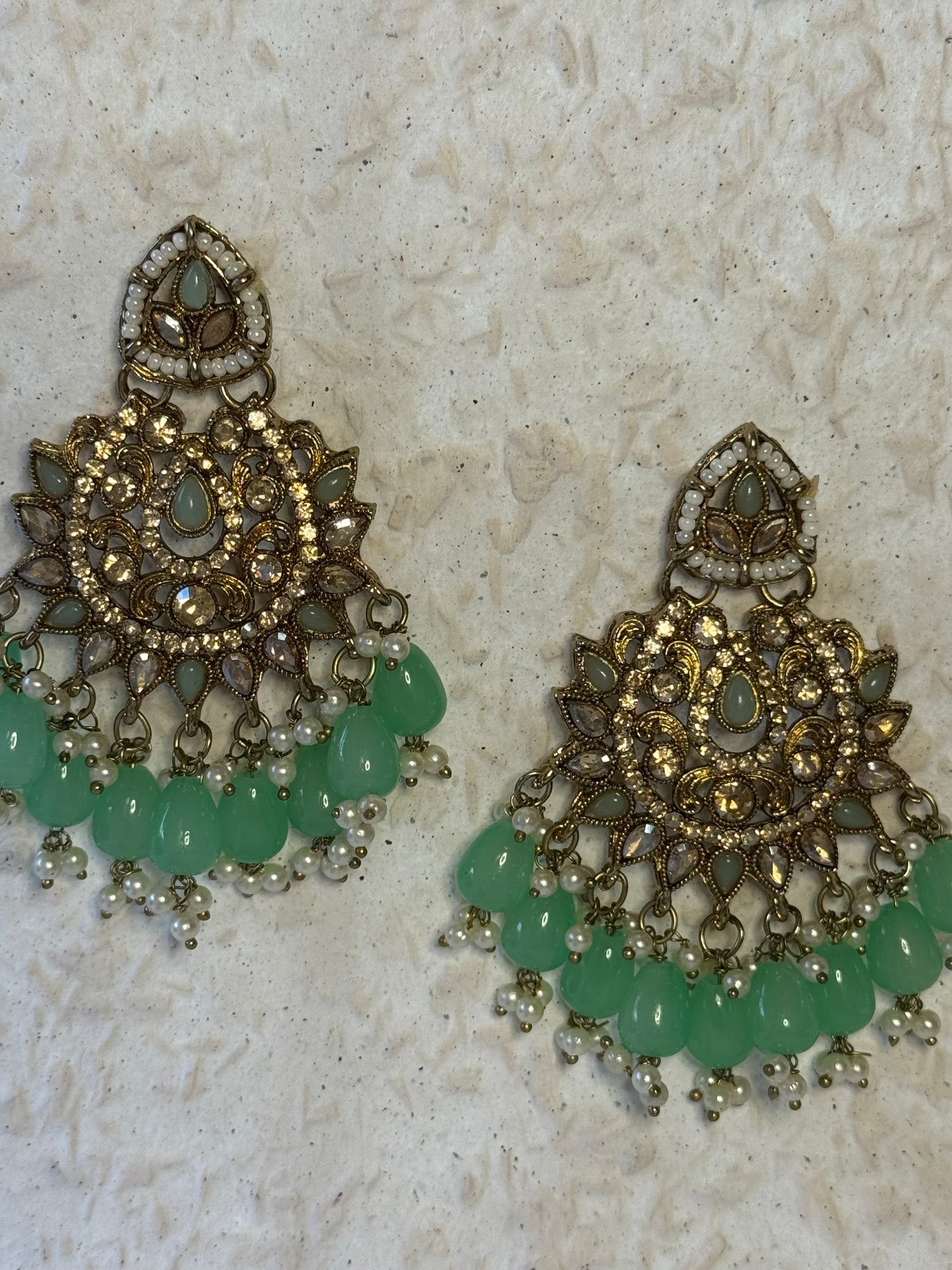 Mint Green & Gold Set with Tikka and Pasa