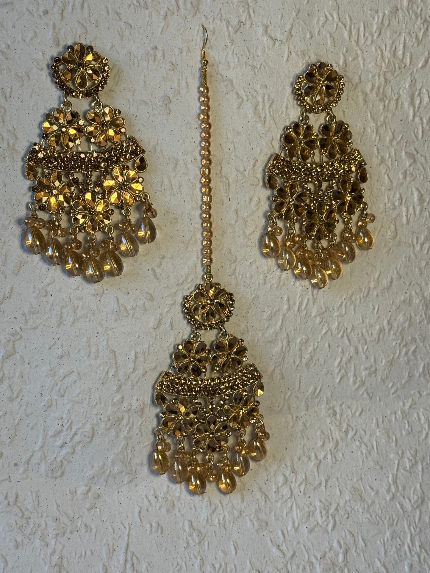 Floral Design Tikka & Earring Set