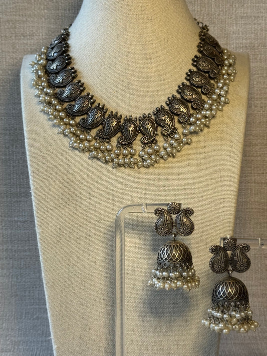 Oxidised Clustered Pearl Style Set