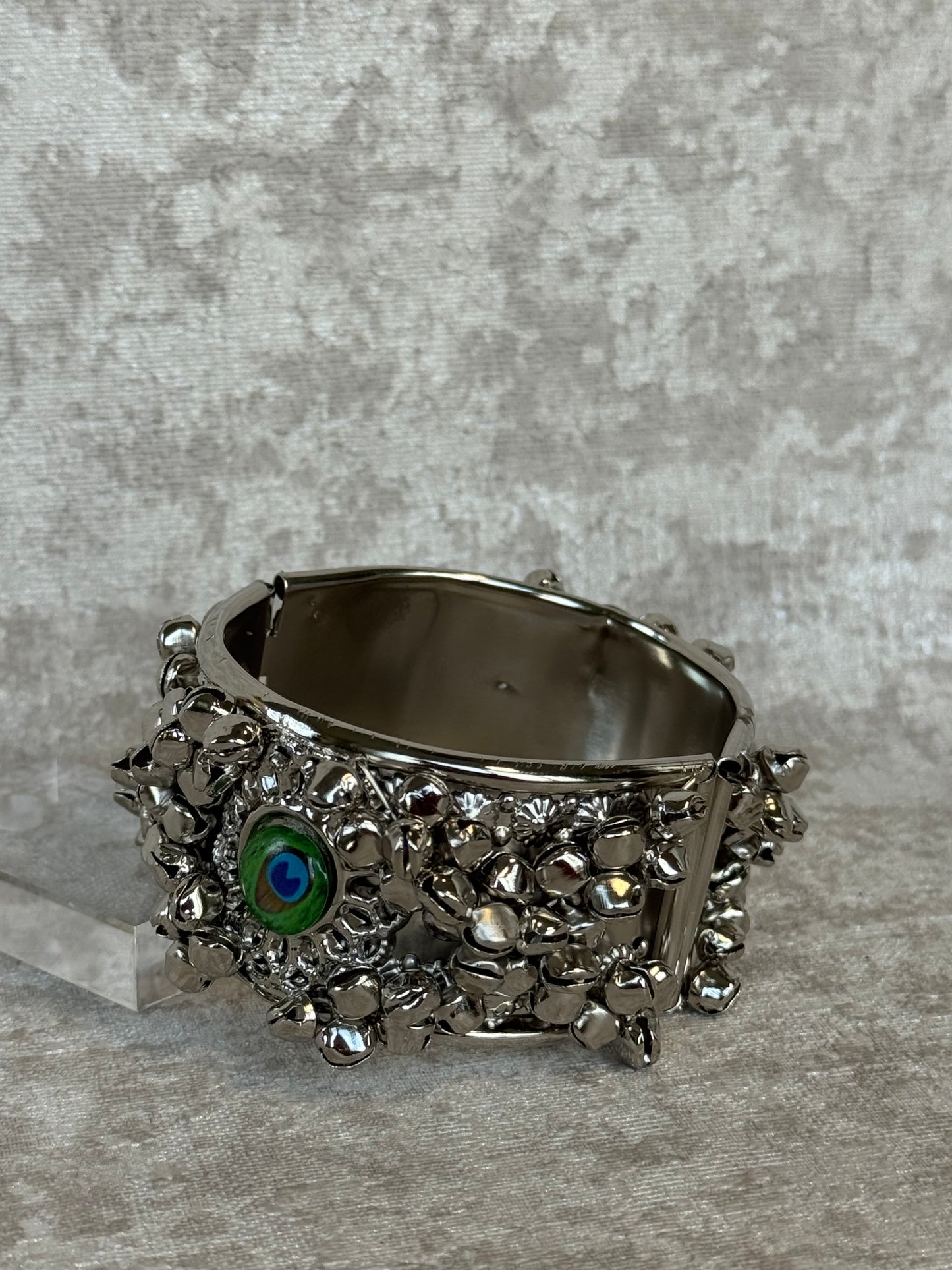 Statement Ghungroo Bangle