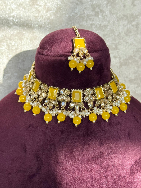 Beautiful Necklace set with Jhumka earrings and tikka