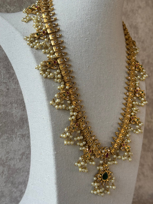 Clustered Pearl Kemp Necklace Set